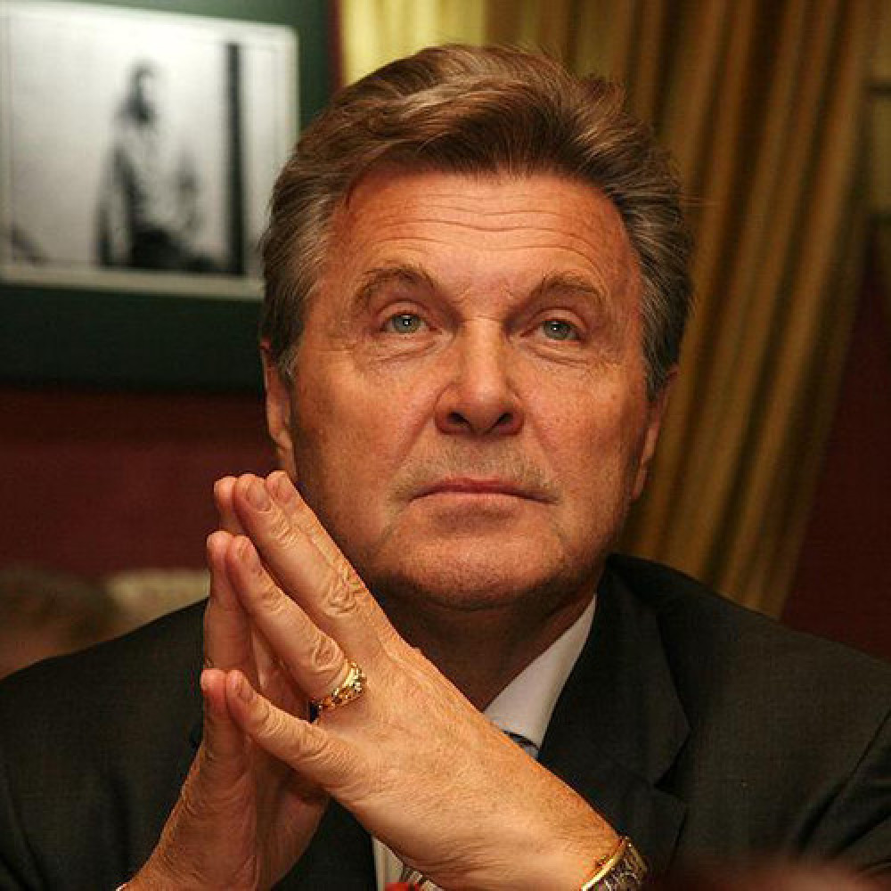 Лев Лещенко