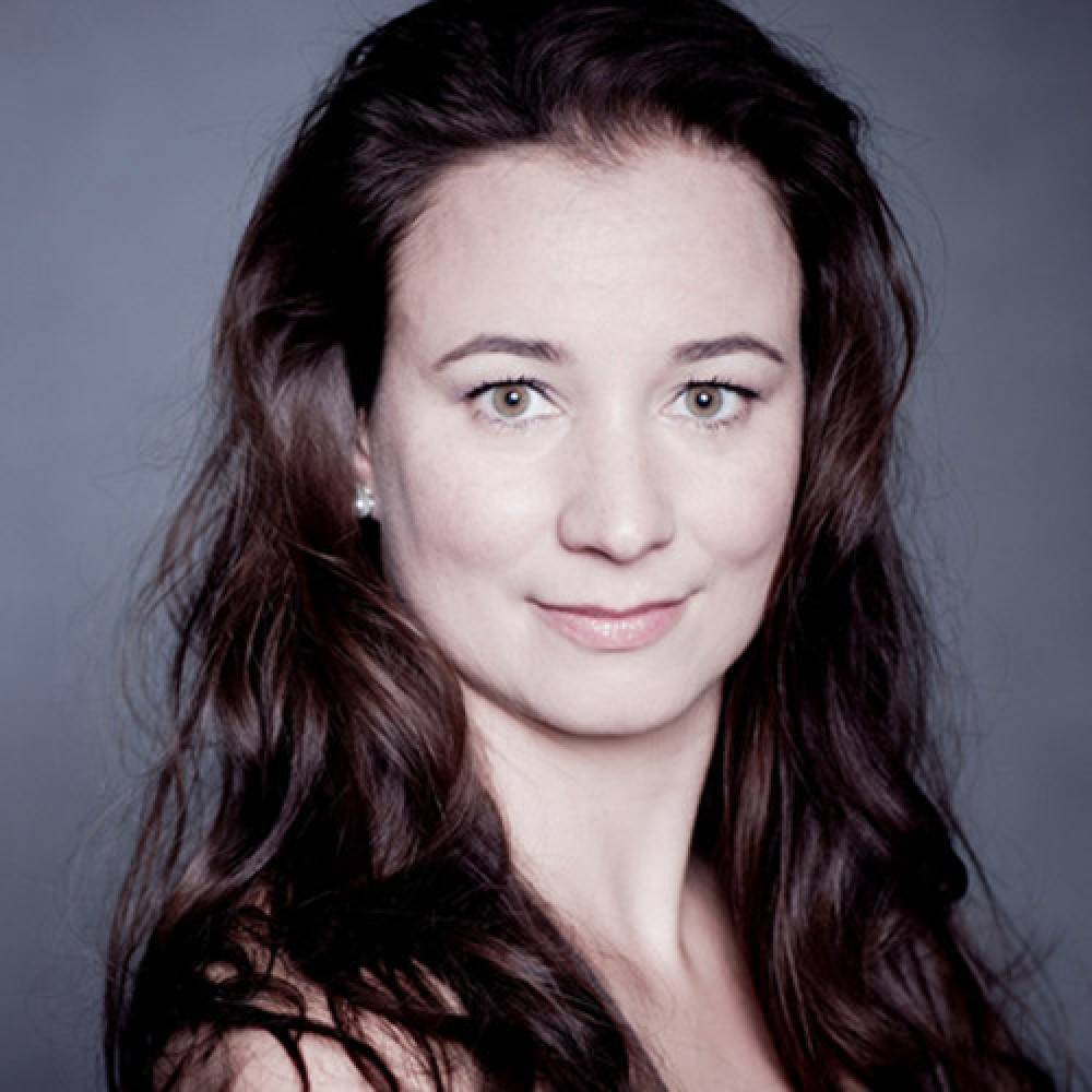 Christina Landshamer