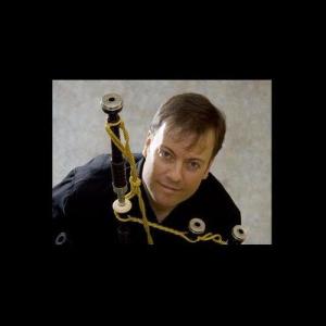 Michael Grey ดาวน์โหลดและฟังเพลงฮิตจาก Michael Grey
