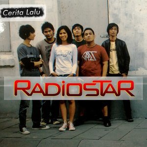 收聽RadioStar的Senyumlah歌詞歌曲