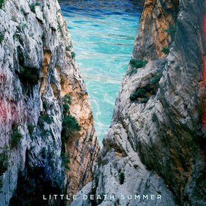 Listen to Woolf song with lyrics from Tamu Massif
