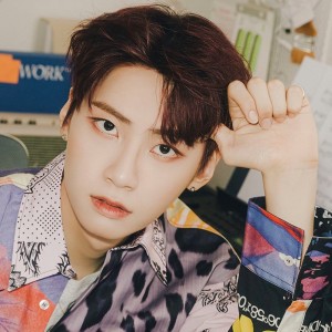 LEE JIN HYUK ดาวน์โหลดและฟังเพลงฮิตจาก LEE JIN HYUK