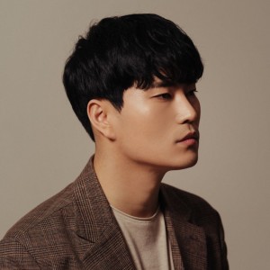 이준호 ดาวน์โหลดและฟังเพลงฮิตจาก 이준호