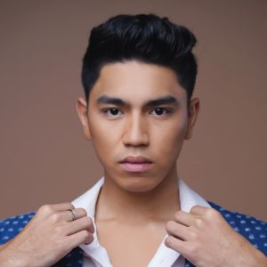 Aliff Iskandar ดาวน์โหลดและฟังเพลงฮิตจาก Aliff Iskandar