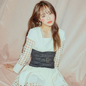 CHUU (LOONA) ดาวน์โหลดและฟังเพลงฮิตจาก CHUU (LOONA)