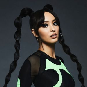 Faouzia ดาวน์โหลดและฟังเพลงฮิตจาก Faouzia