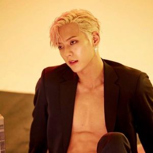 LEE MINHYUK (HUTA) ดาวน์โหลดและฟังเพลงฮิตจาก LEE MINHYUK (HUTA)