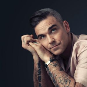 Robbie Williams ดาวน์โหลดและฟังเพลงฮิตจาก Robbie Williams