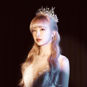 ADORA ดาวน์โหลดและฟังเพลงฮิตจาก ADORA