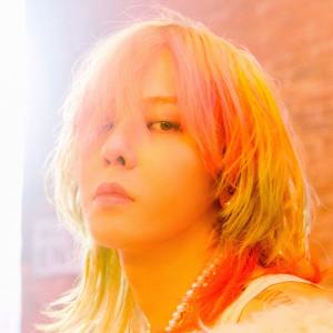 G-Dragon ดาวน์โหลดและฟังเพลงฮิตจาก G-Dragon