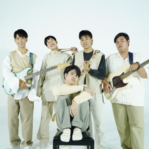 Fried Eggs ดาวน์โหลดและฟังเพลงฮิตจาก Fried Eggs